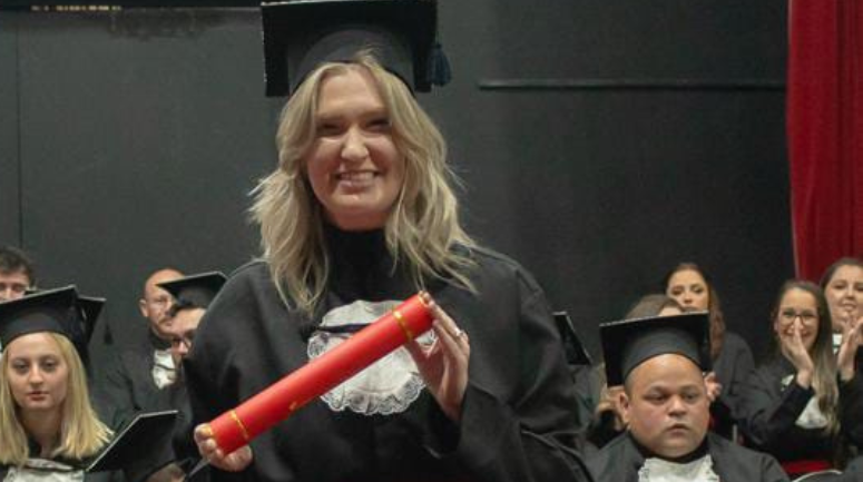 A Massagem Profissional e a Jornada de Larissa: Inspiração e Transformação