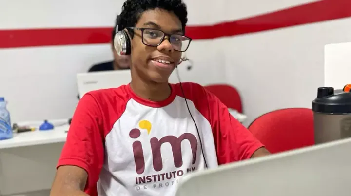 "Espero desenvolvimento e se nesse caminho puder incentivar outras pessoas como eu, ficarei ainda mais orgulhoso de mim"