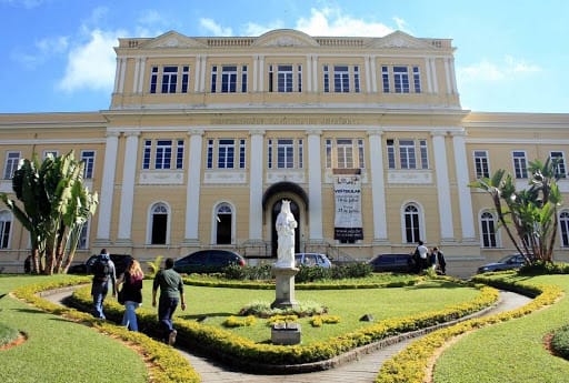 Petrópolis Convention & Visitors Bureau e Instituto Mix oferecem cursos gratuitos para empresas treinarem colaboradores em meio a pandemia do COVID-19